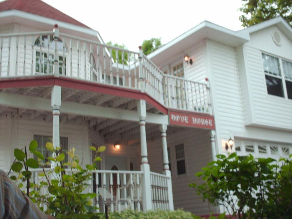 Dove House Bed & Breakfast Harbourside North Sydney Exterior foto